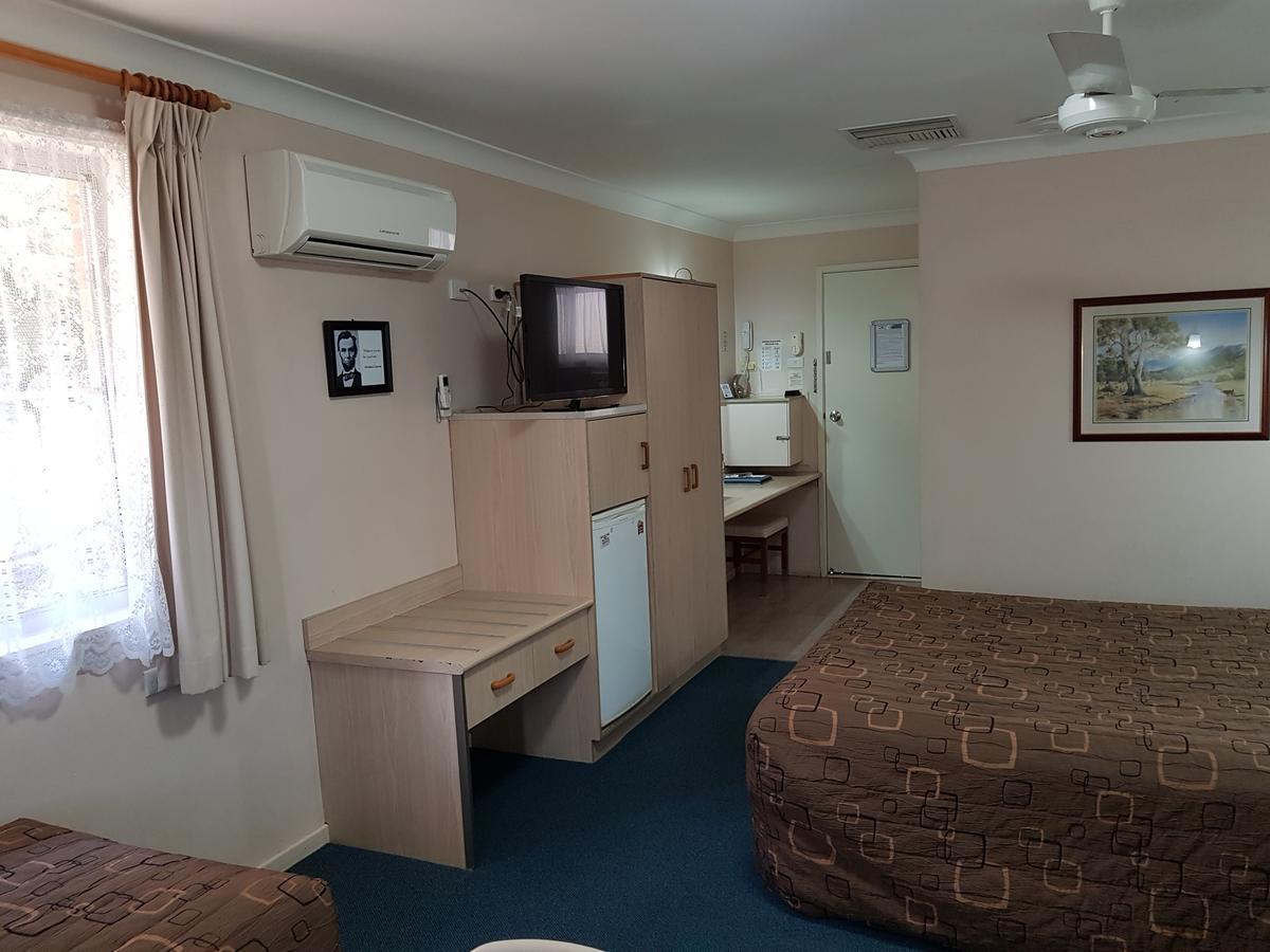 Abraham Lincoln Motel 탬워스 외부 사진